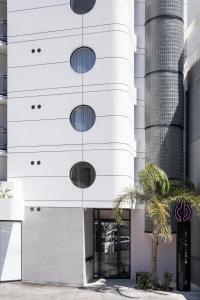 Flamingo 609 - Spacious 1 Bedroom Sea Point Apartment