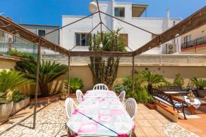 Nonna Tora by BarbarHouse