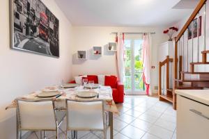 Hostdomus - Miki House