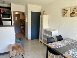 Appartements BALI Studio Climatise : photos des chambres