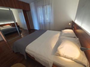 Seafront Villa Oliva