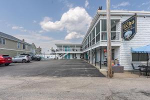 Echo Motel