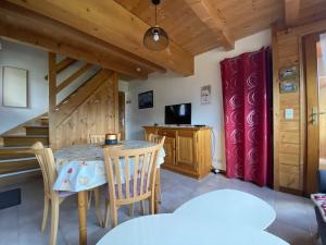 Duplex cosy 4 pers à Crest-Voland, proche pistes, parking, wifi - FR-1-733-74
