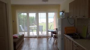 Vízparti apartmanok