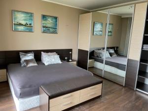 First Line Lozenez Beach Anron