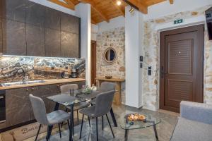 Anassa 13 Luxury Apartment