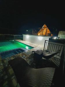Cabin farm near in Tagaytay