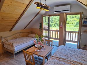 Škedenj pri Vili Trate