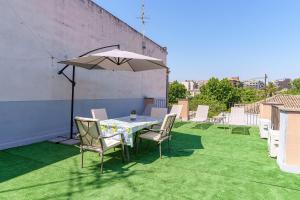 Terrazza Lavica, free parking