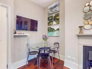 Pass the Keys Cozy Bloomsbury Flat Near Tube High Holborn