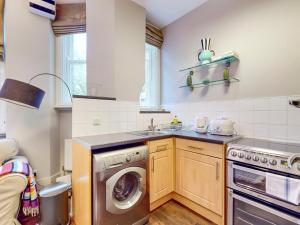 Pass the Keys Cozy Bloomsbury Flat Near Tube High Holborn