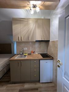 Apartment Tri limuna 1