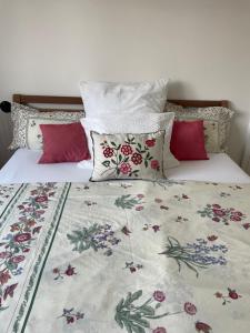B&B / Chambres d'hotes Villa Henrita im Elsass : Chambre Double - Vue sur Jardin
