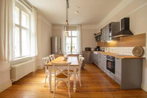 Brise Villa Noah App 2