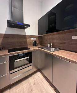 Bratislava Bezrucova Residence - 2 bedrooms, terrace and free garage parking