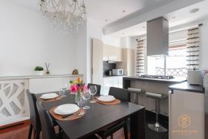 Imperium Trastevere Flat - 4-6 pax, A-C, Panoramic view, 2 Baths