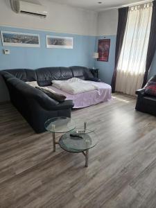 House with good connection