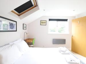 Pass the Keys Equipped Apartment Parking - Central Oxford