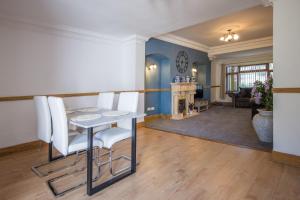 Welbeck House, close to Swansea Central