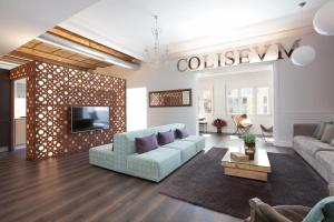 Enjoybcn Coliseum Apartments