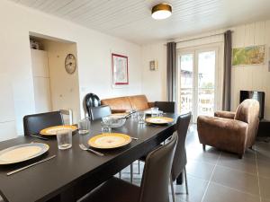 Appartement en Centre-Ville des Gets, 6 Pers, Proche Pistes, Terrasse Ensoleillée - FR-1-623-318