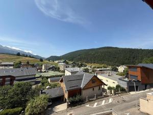Appartements Appartement calme avec balcon et vue montagne pour 4 pers - FR-1-515-227 : photos des chambres