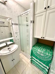 Charming Apartment direct access beach Blankenberge