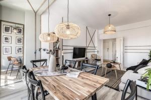 Ariege - 3 bedrooms and office in Trafalgar