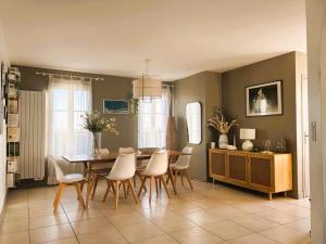 Maisons de vacances ღ Le Somptueux Spatieux, Jardin,Proche Plage : photos des chambres