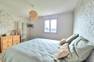 Maisons de vacances Beautiful 3 bedroom house close to the sea : photos des chambres