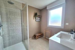 Maisons de vacances Beautiful 3 bedroom house close to the sea : photos des chambres