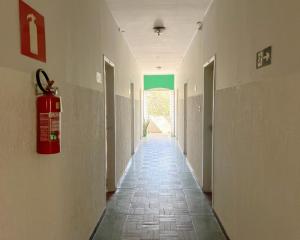 Elite Economy Hotel - Banheiro Compartilhado