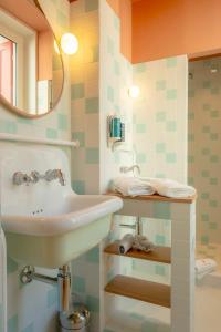 Hotels Le Petit Hotel : photos des chambres