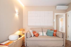 Cozy 1BR Beachside Apartment by LovelyStay