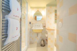 Hotels Le Petit Hotel : photos des chambres