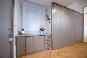 Dolce Vita Suite by Rental in Rome