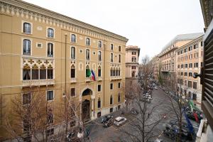 Dolce Vita Suite by Rental in Rome