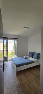 Appartements Elegant & Peaceful - Private Parking : photos des chambres