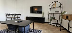 Elegant & Peaceful - Private Parking