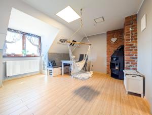 Swing & Serenity Apartment by BookingHost