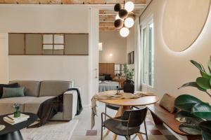 Yaki - 2 bedrooms and balcony in Eixample Dreta