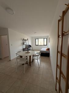 Las violetas 1170 Neuquen