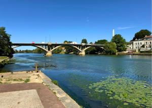 Appartements Le Cosy Lagny - Appartement Cosy avec balcon vue sur Marne : photos des chambres