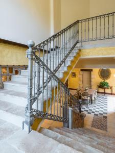 Maison Authentique 6 pers Terrasse Parking, WiFi Accès Péage facile 12 min VIENNE