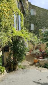 Maisons de vacances Charming house in Provence, 2 to 10 people : photos des chambres