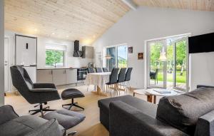 2 Bedroom Amazing Home In Hurup Thy