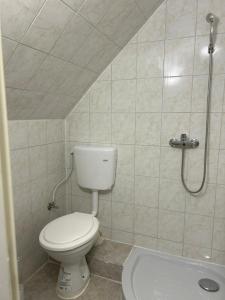 Kőrisfa Csárda magánszállás