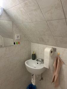 Kőrisfa Csárda magánszállás