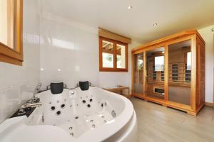 Chalets Chalet le Boulonnais, 10p avec sauna et balneo : photos des chambres