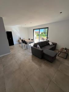 Villas Maison Neuve Climatisee : photos des chambres